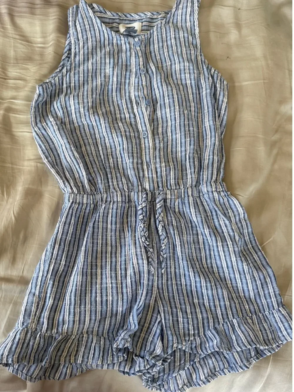 Old Navy White and blue Romper size10-12